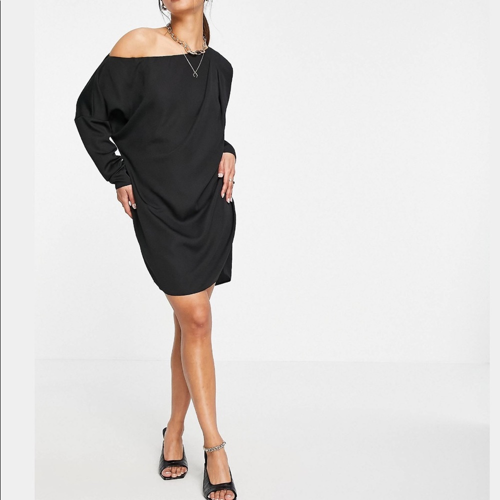 ASOS slouchy off shoulder mini shift dress in black NWT Size 10